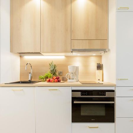 Marina Chalets Studios By Hiekka Booking - Sisaeltaeae Liinavaatteet Ja Loppusiivouksen 卡拉约基 外观 照片
